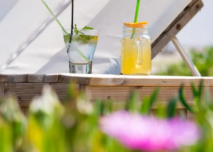 Holiday home Pelago White