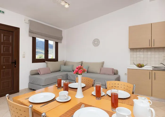 Holiday home Pelago White